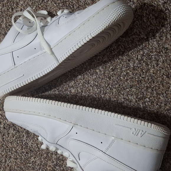 Nike Air Force 1 Low White Sneakers - Picture 3 of 6